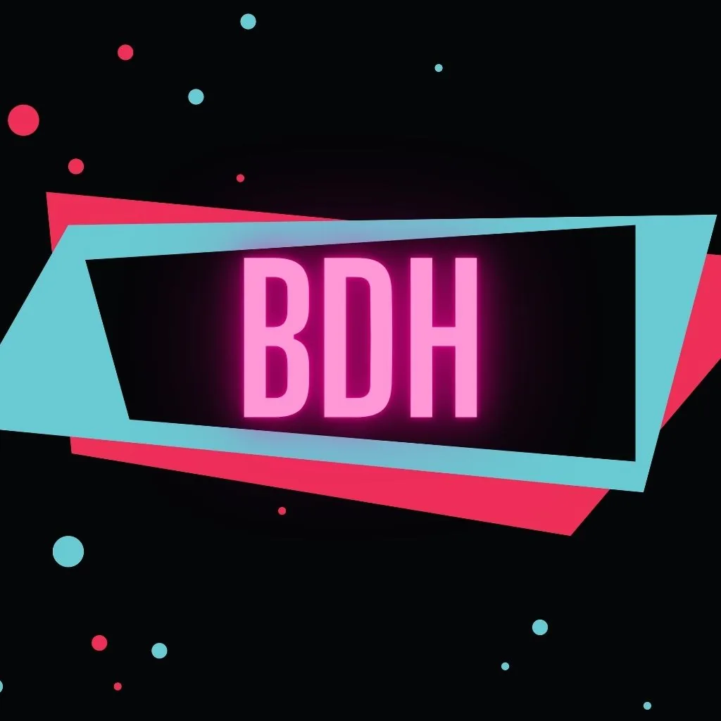 Roze neonletters BDH op een zwarte achtergrond